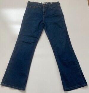 Levi's 512 Women's size 12M Perfectly Slimming Bootcut Stretch Jeans 31"